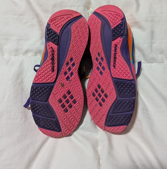 New Balance 890V3 Multicolor Running Shoes - Picture 4 of 5